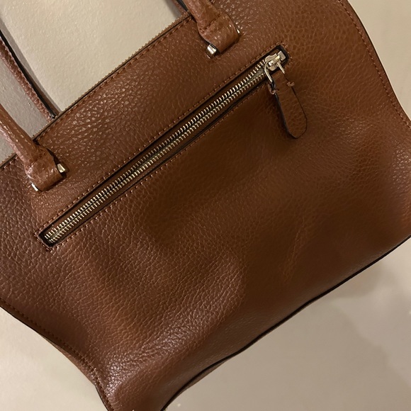 GUESS tote purse - Picture 4 of 4